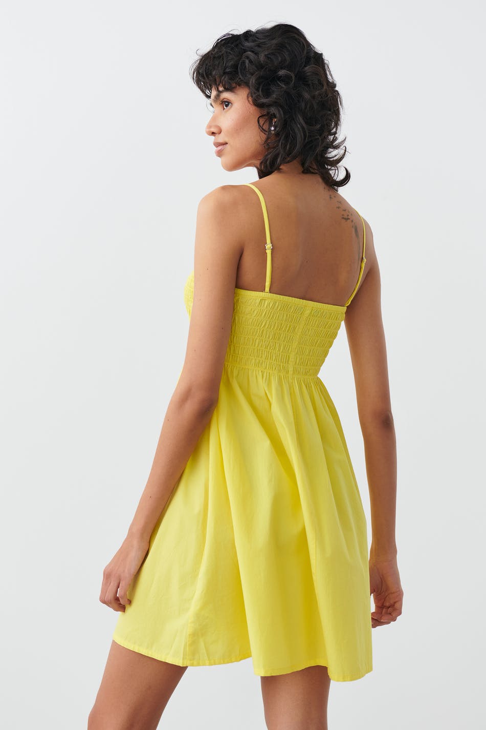 Gina Tricot short smock dress gelb