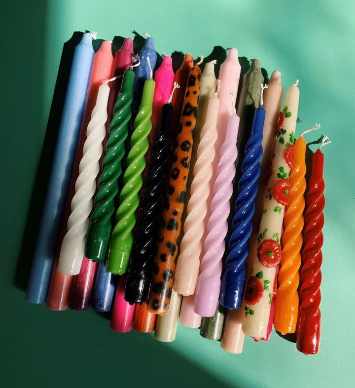 Anna + Nina Mixed Twisted Candle vers. Farben