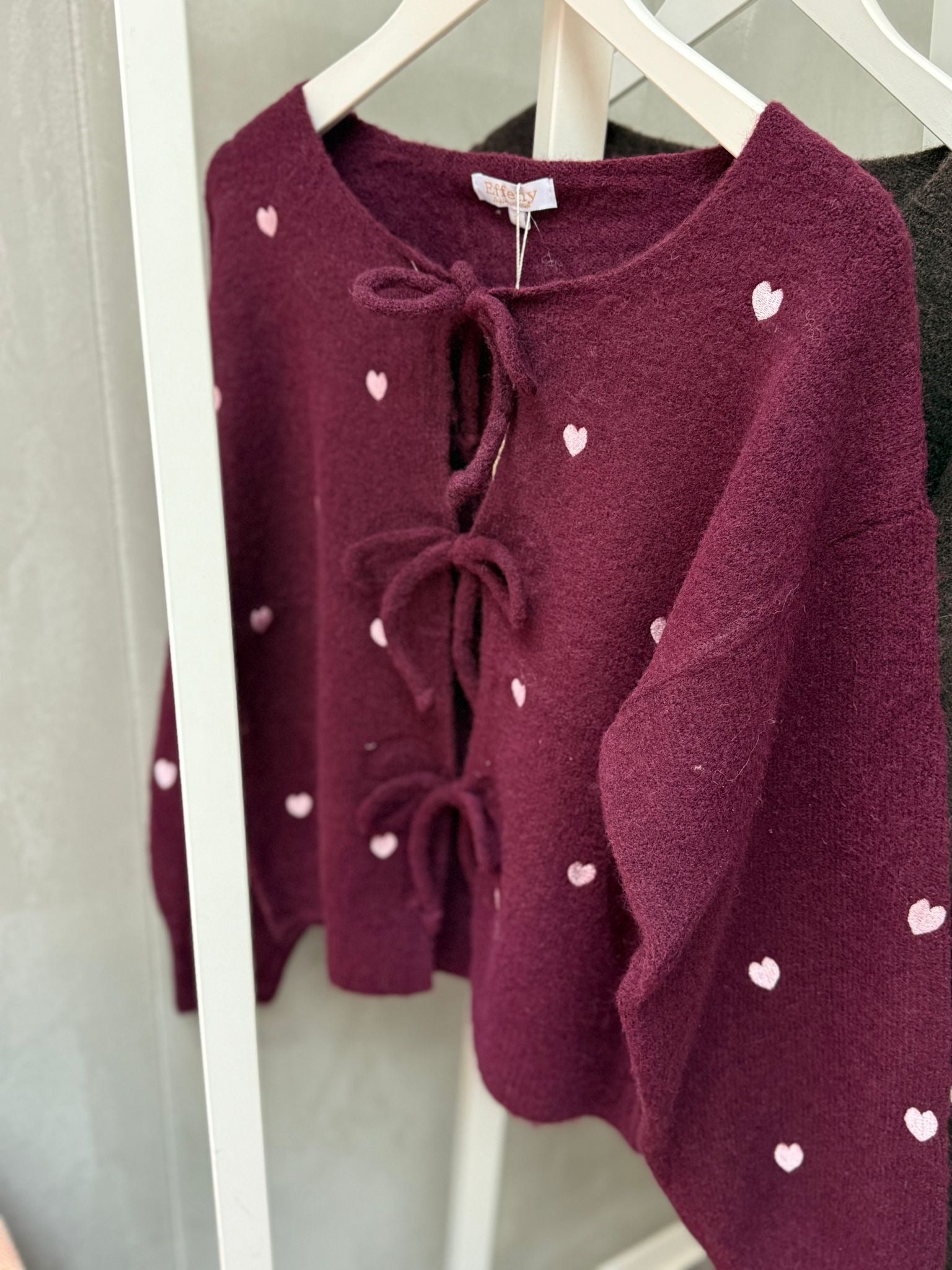 Minette Cardigan mit Herzchen in vers. Farben