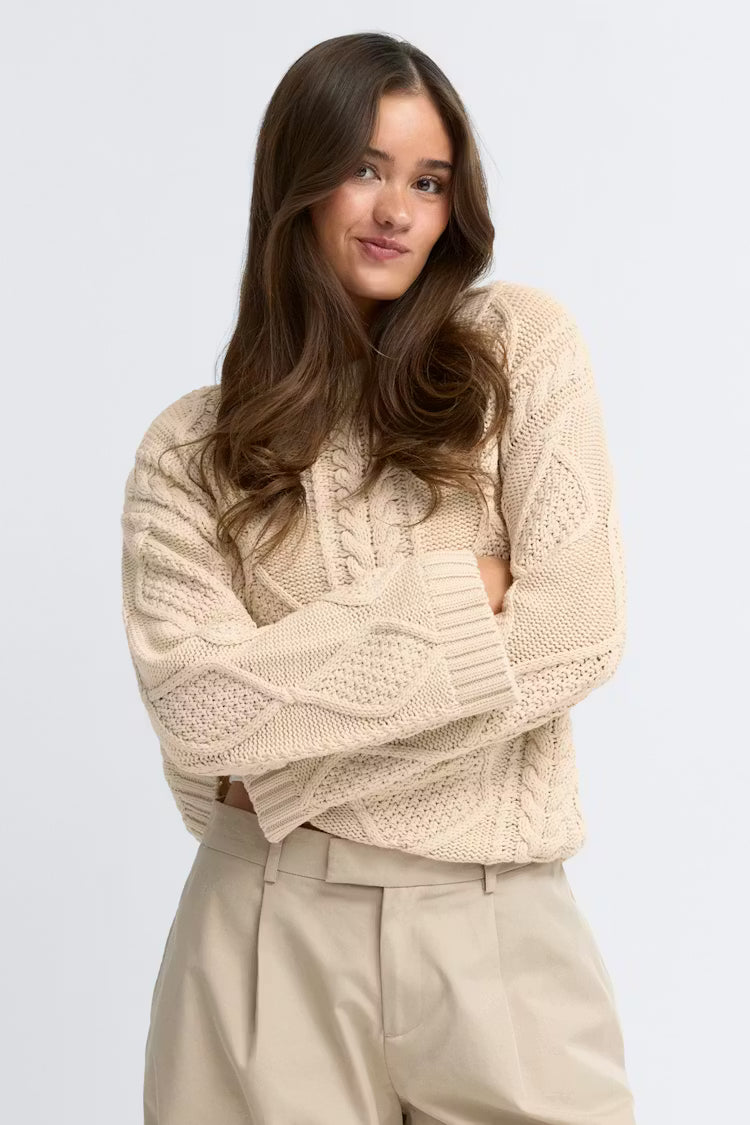 Gina Tricot knitted cable sweater