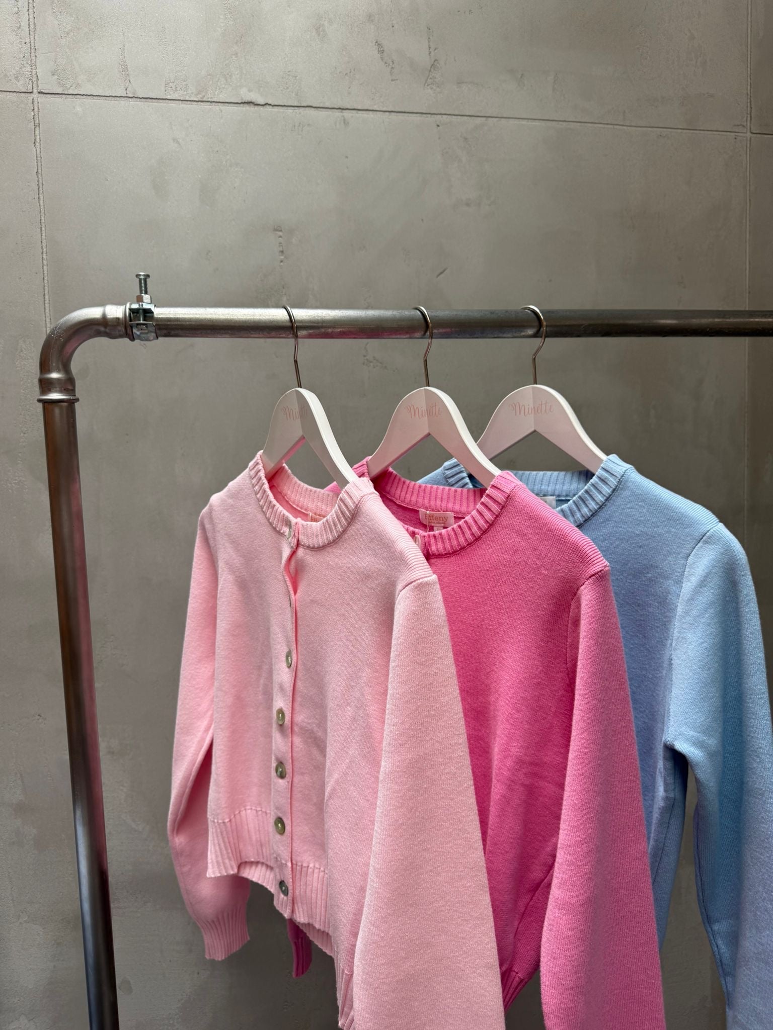 Minette Cardigan in vers. Farben