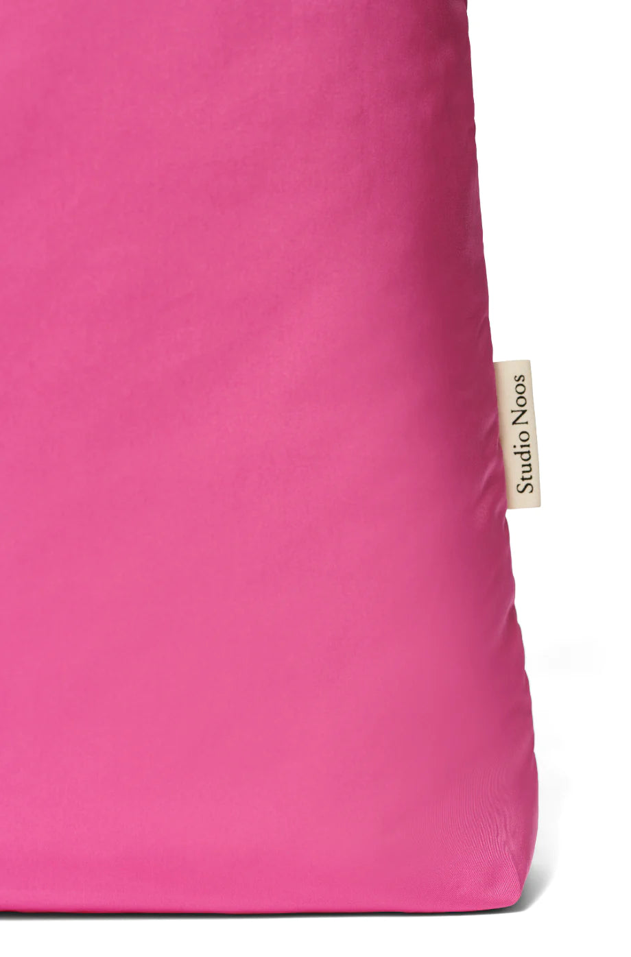 Studio Noos pinke wattierte Mom-Bag
