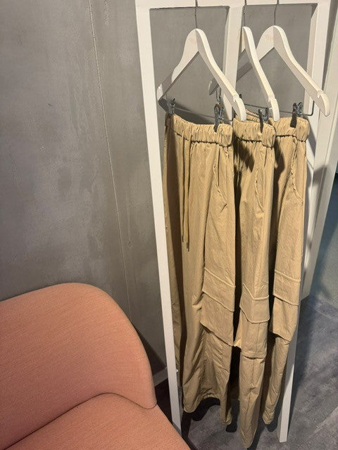 Minette Cargo Ballonhose beige