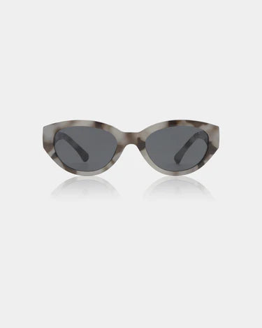 "AKWINNIE" - COOKIE DOUGH Sonnenbrille