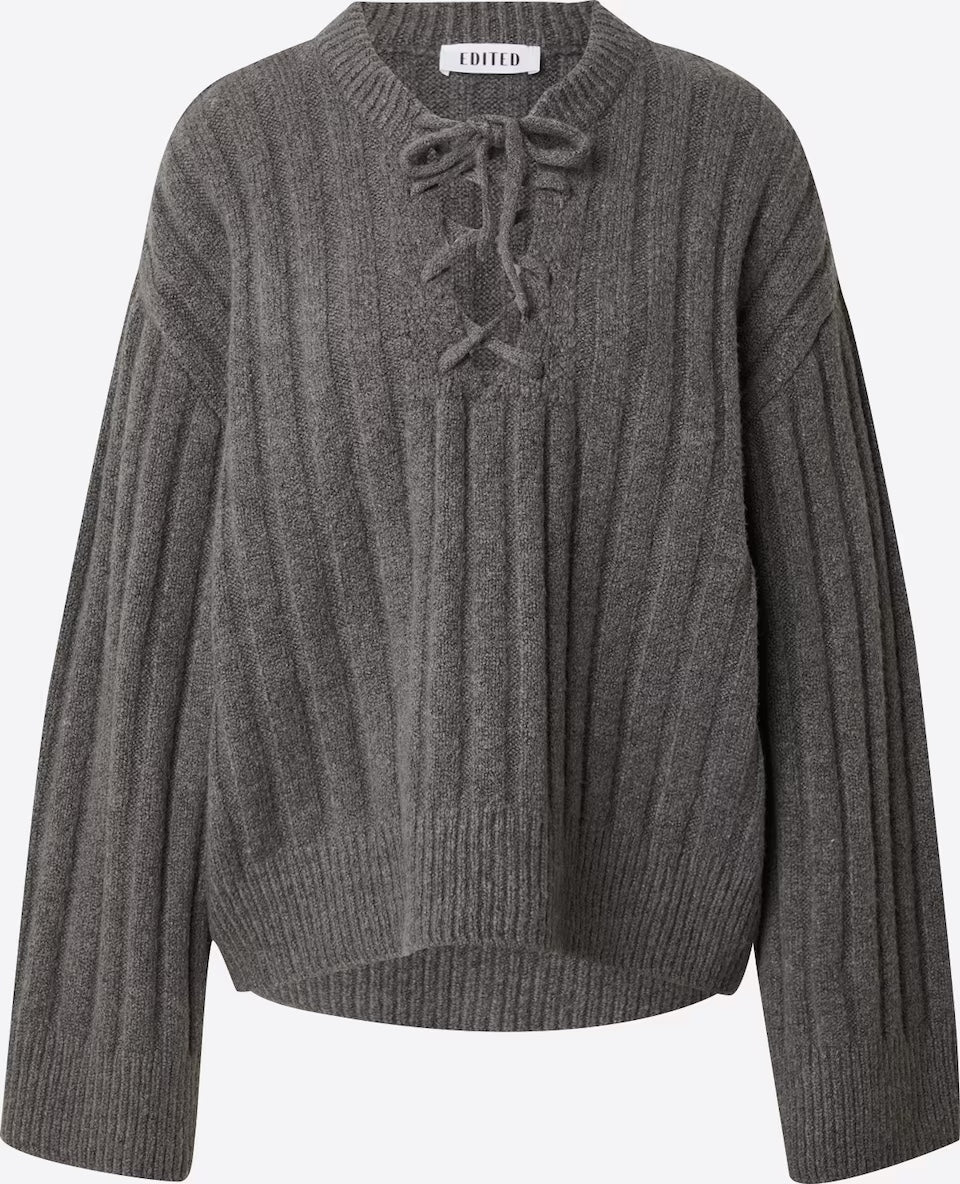 Edited Pullover 