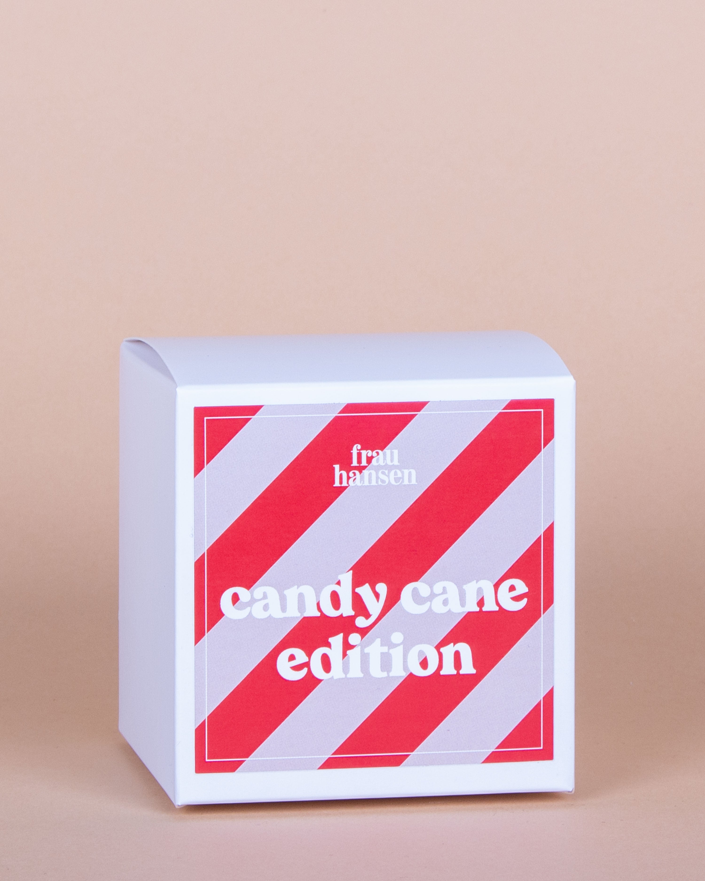 Frau Hansen- BECHER CHRISTMAS GIRL