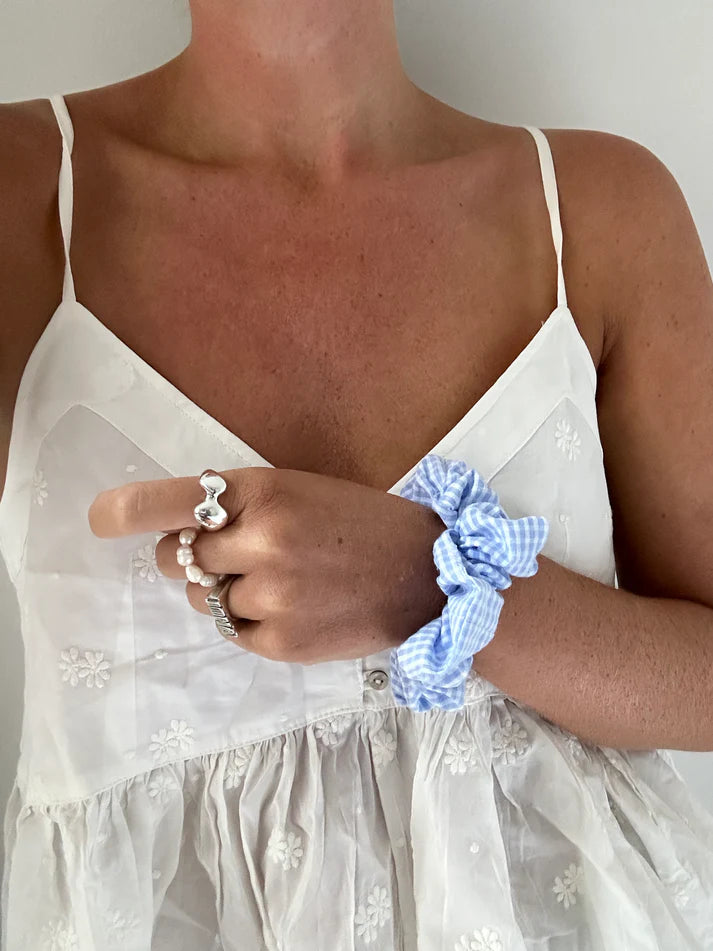 Jona the Label- EVERYDAY SCRUNCHIES blue gingham