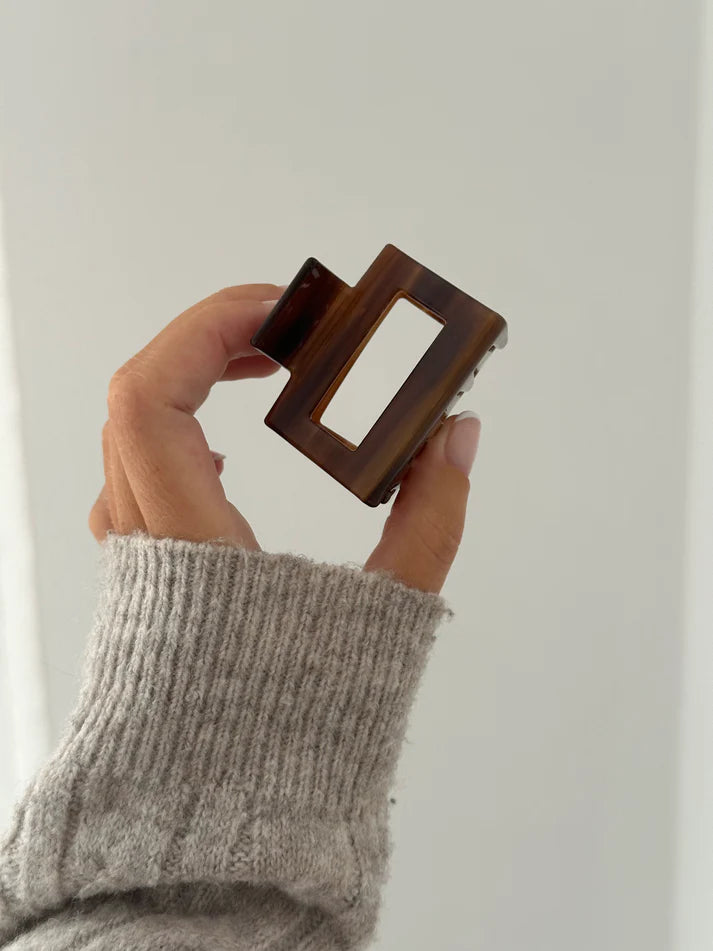 Jona the Label- JOSEFIN CLIP dark chocolate
