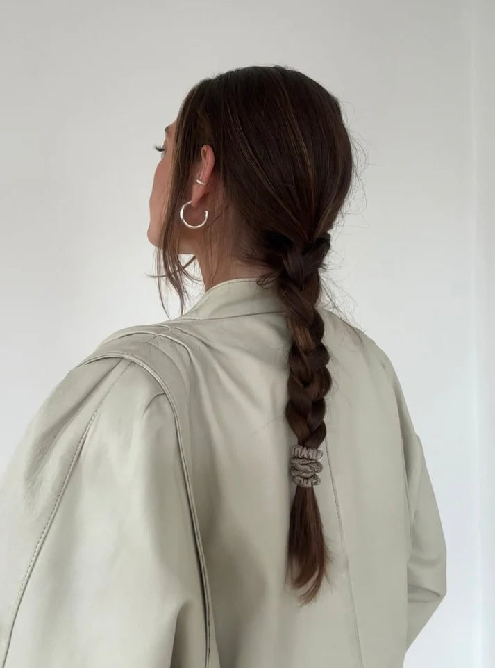 "JTLEssential" Slik Scrunchies in vers. Farben