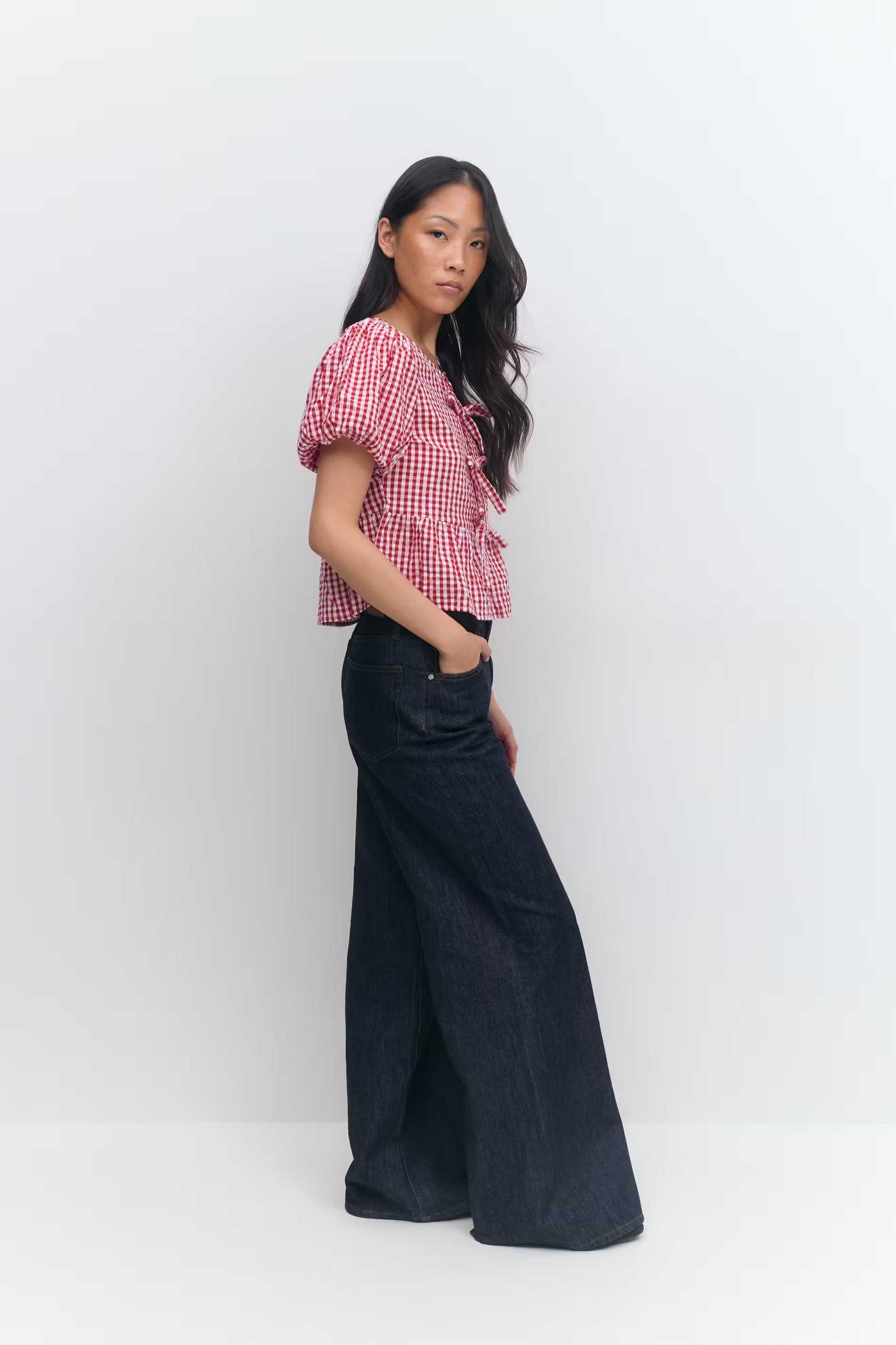 Gina Tricot High and wide jeans
