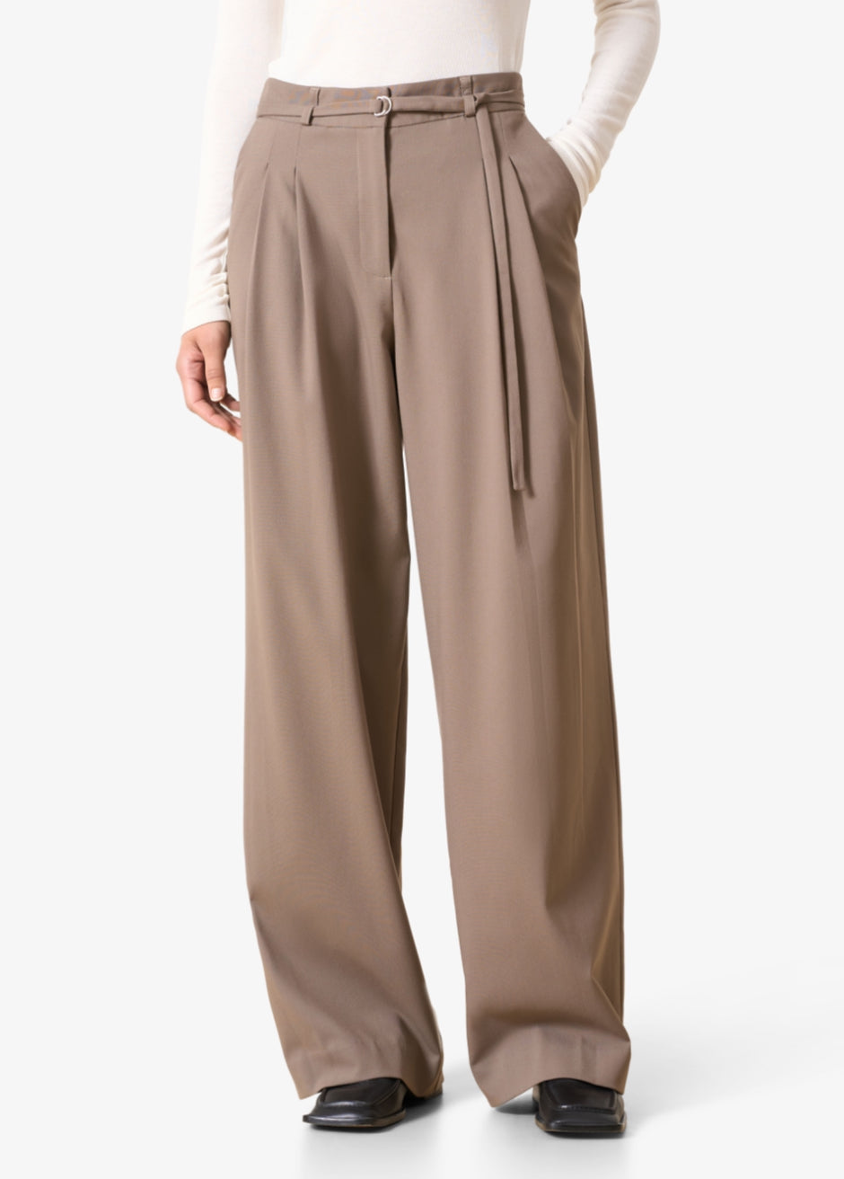 Edited Hose 'Elna' beige