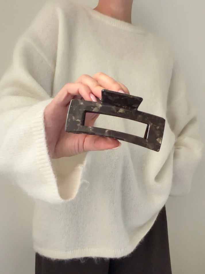 Jona the Label- MILA CLIP espresso