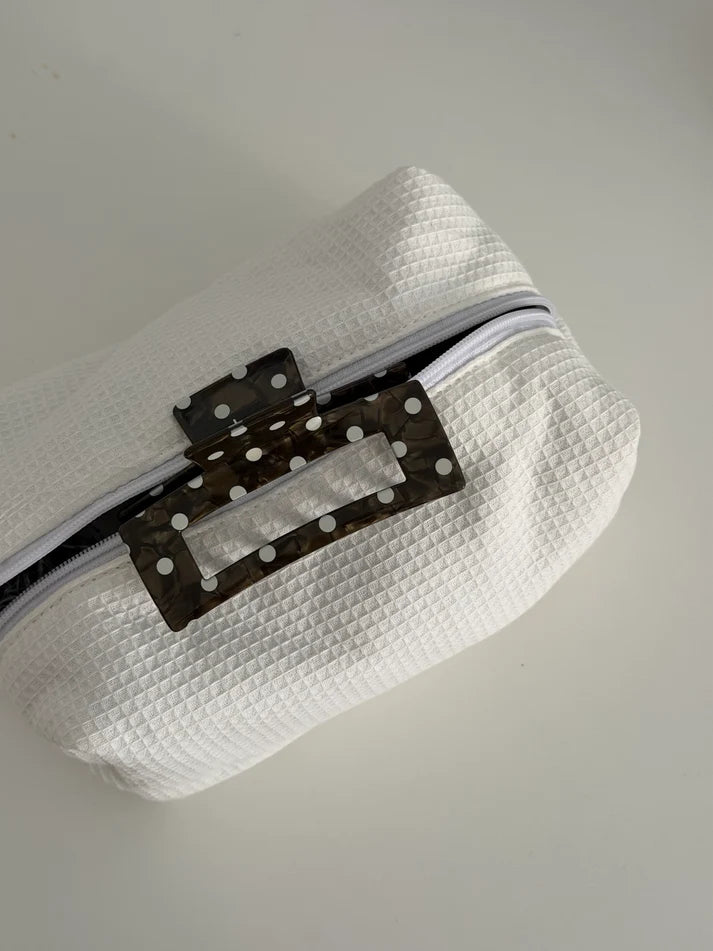 "JTLMILA" CLIP in choco polka dots