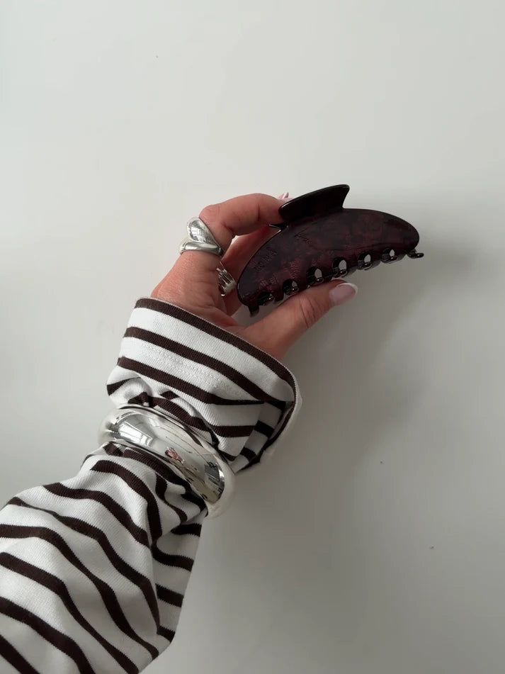 Jona the Label- MATILDA CLIP merlot