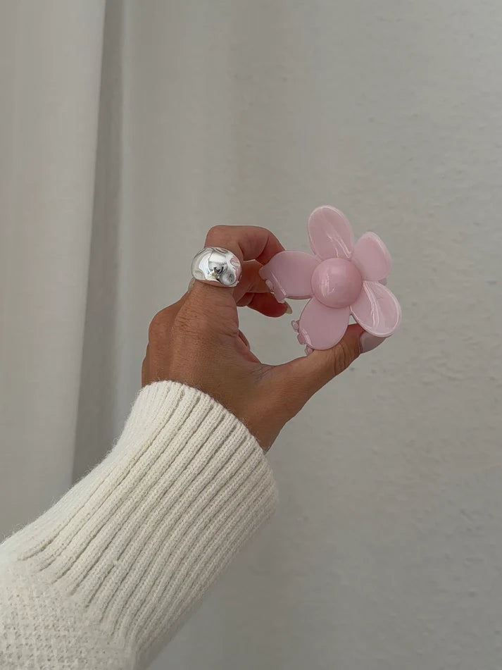 "JTLFLOWER" CLIP in pale blush