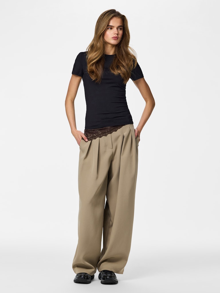 Pieces "Lula" Tee black