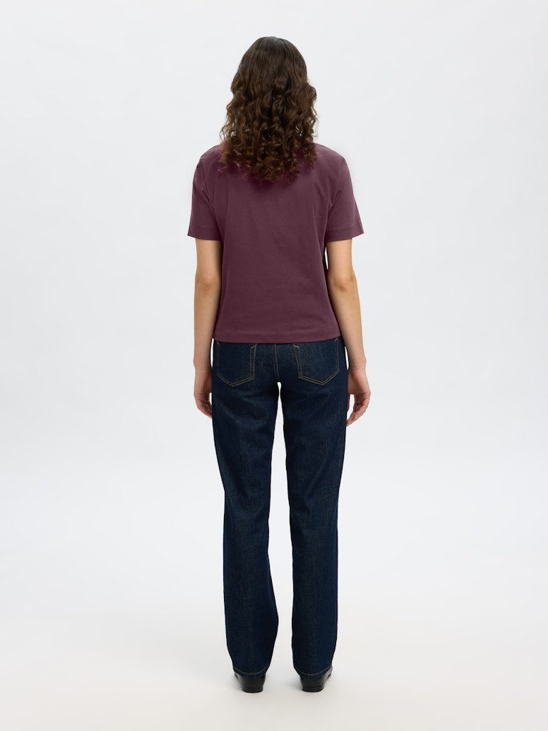 Selected Femme "Essential" Boxy Tee bordeaux