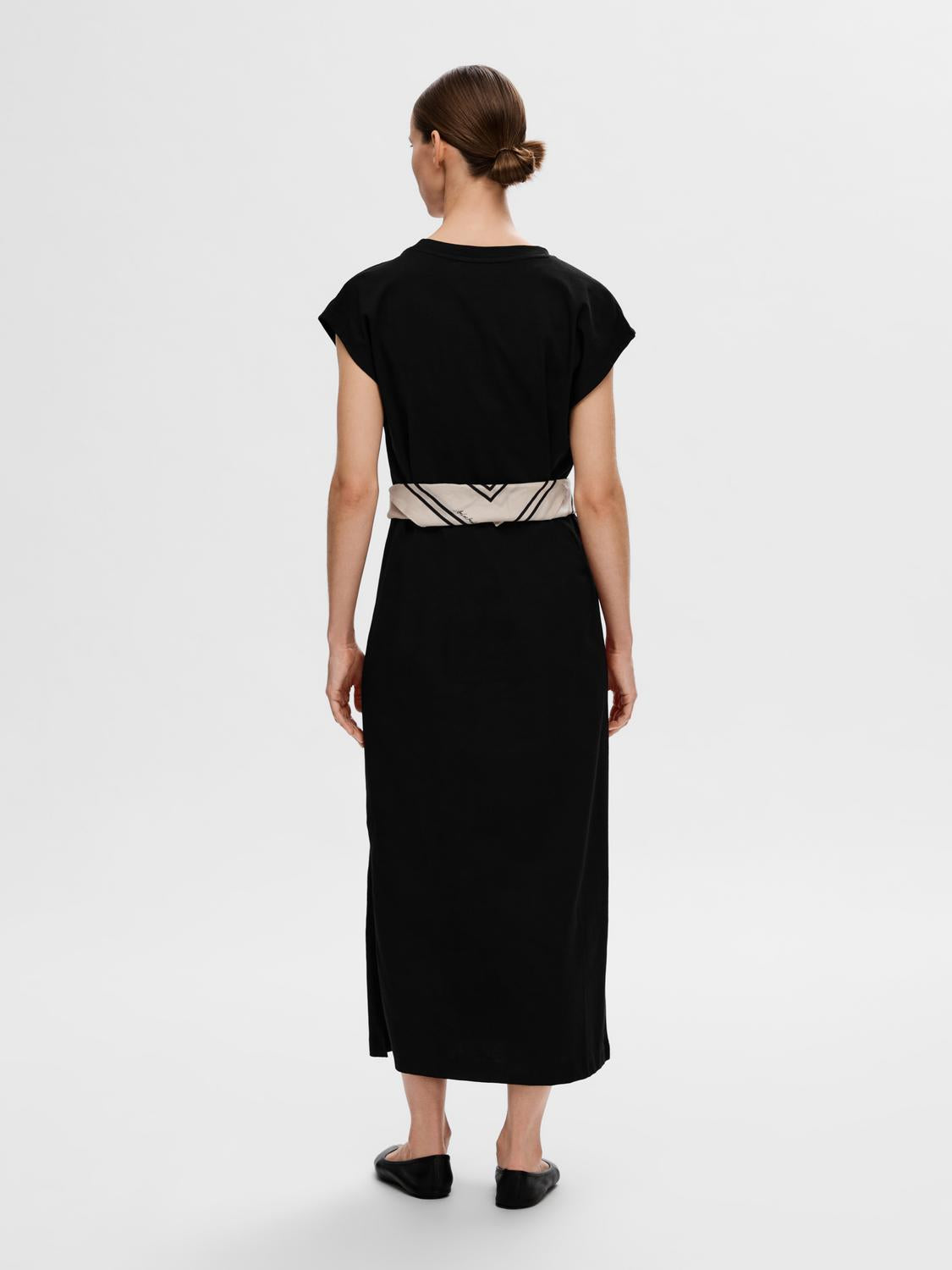 Selected Femme "Essential" V-Neck Ankle Dress schwarz