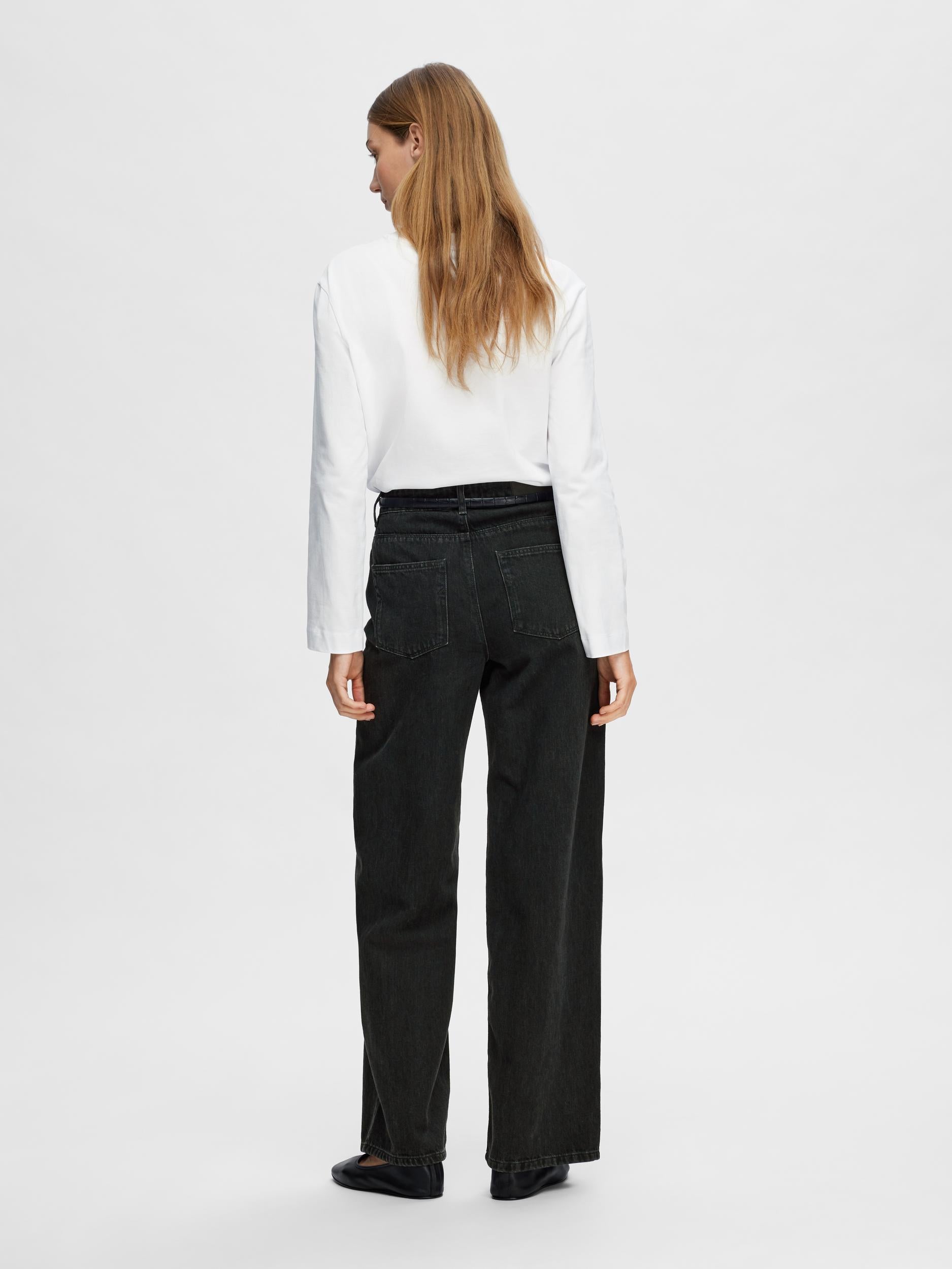 Selected Femme "Essential" Boxy Tee weiss, langarm