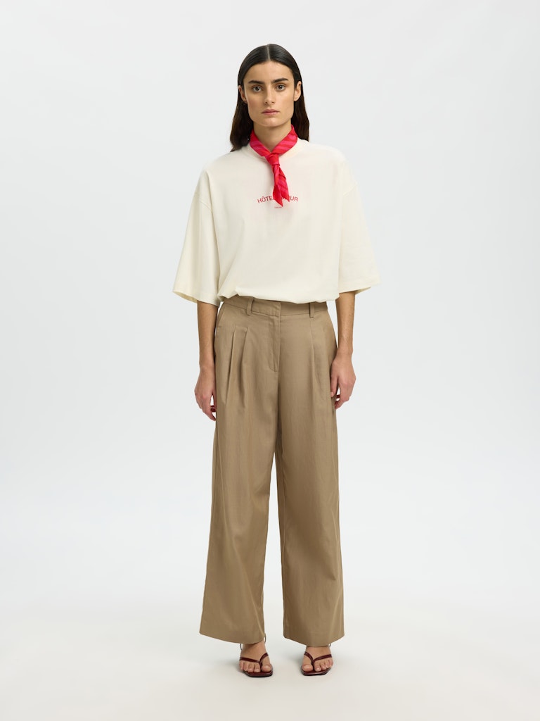 "SLFBOXY" LIA SS HOTEL AMOUR TEE