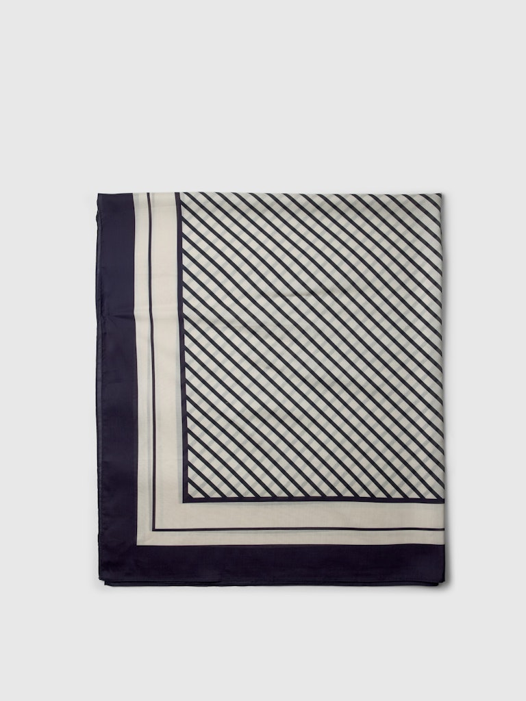 "SLFSIA" SARONG