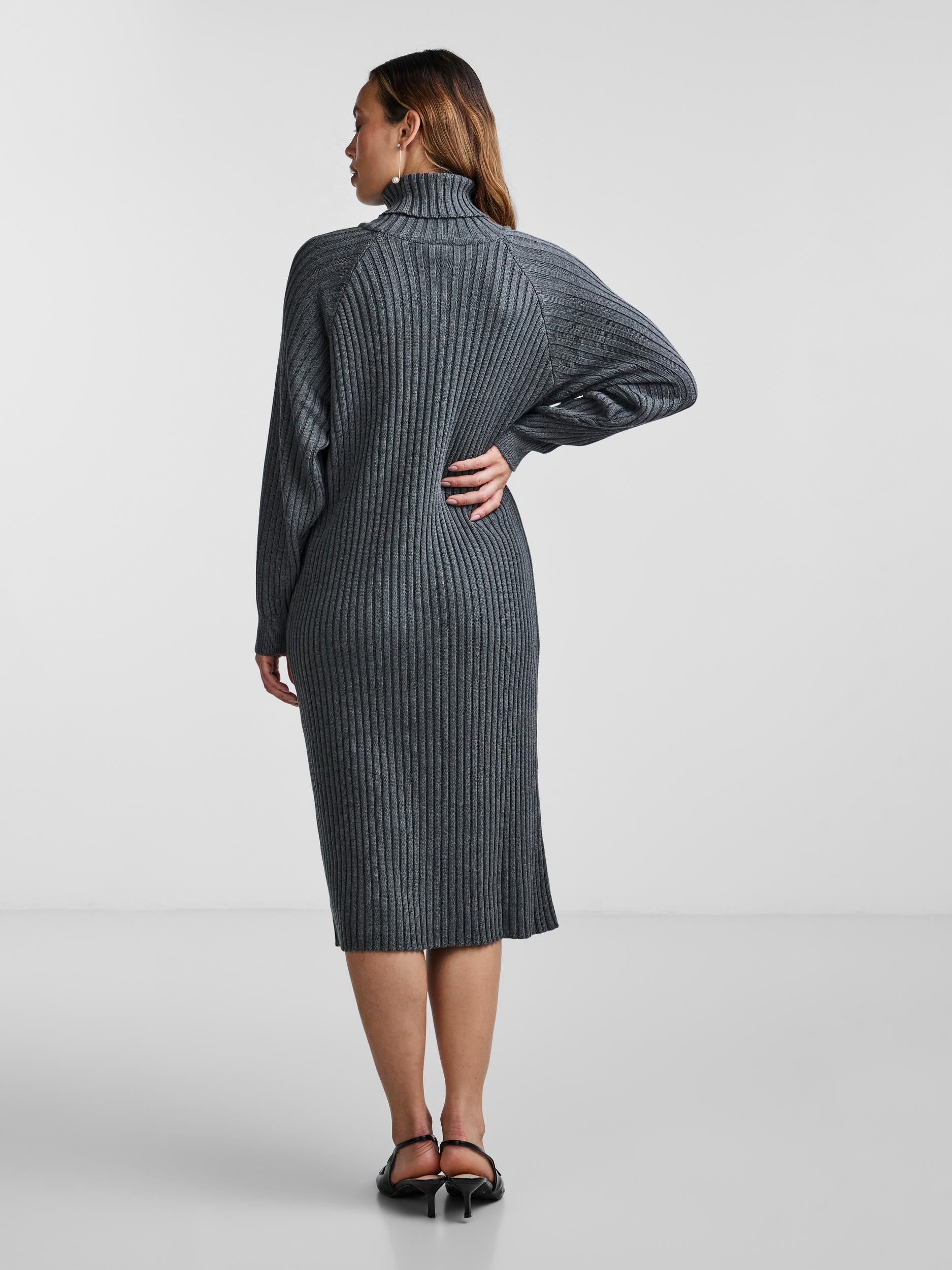 YAS "Mavi" Knit Midi Rollneck Dress grau