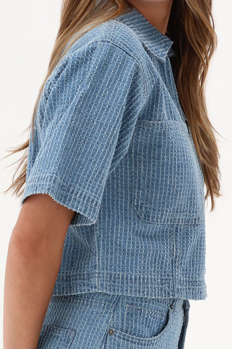 My Jewellery Bouclé-Oberteil aus Denim mit V-Ausschnitt