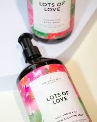 The Gift Label- HANDSEIFE 400ML - LOTS OF LOVE