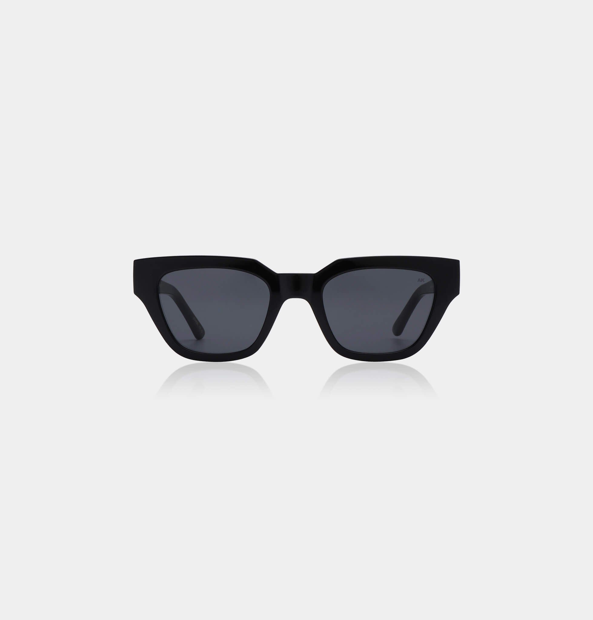 A Kjaerbede  KAWS – BLACK