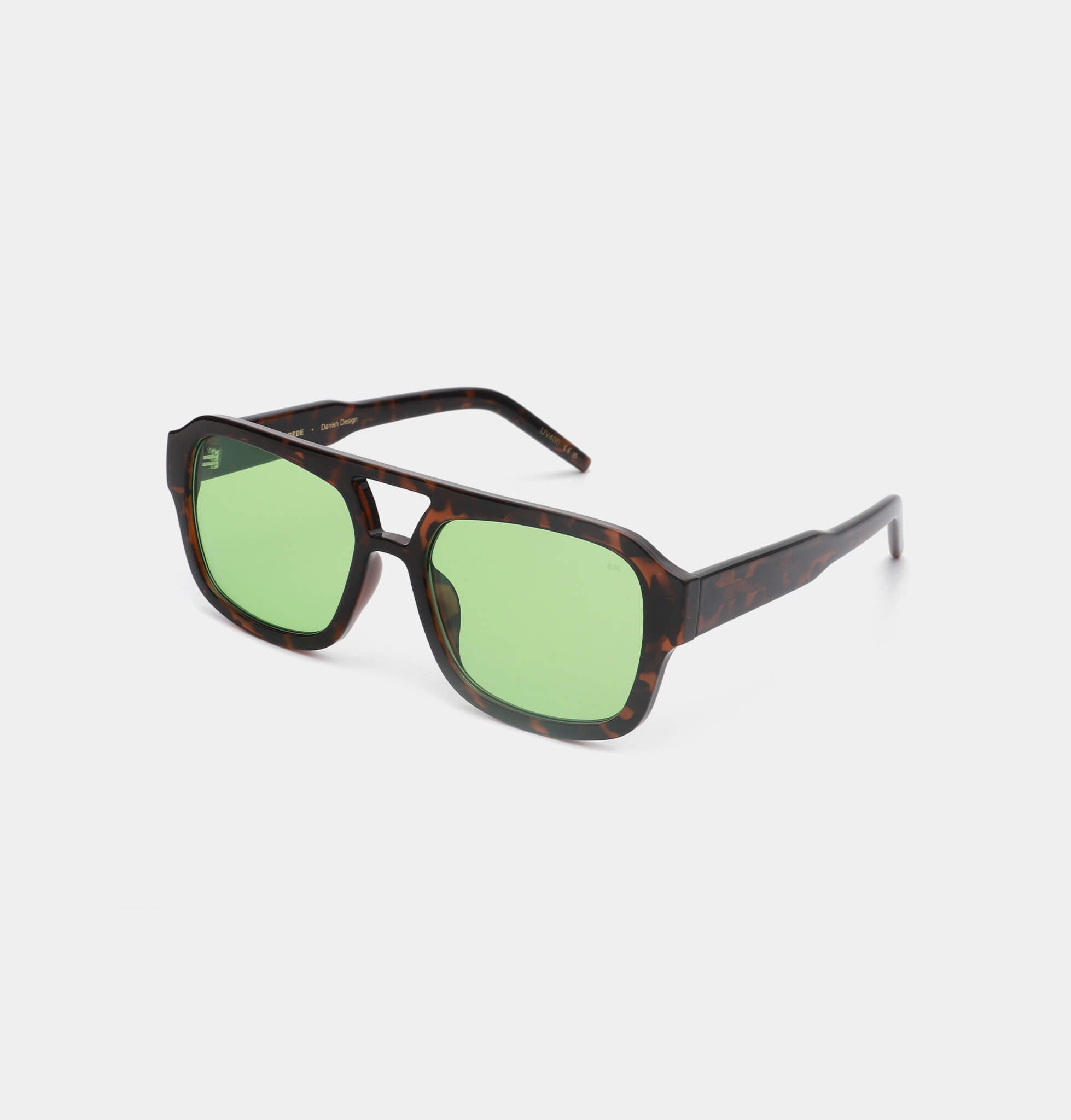 A Kjaerbede KAYA – DEMI TORTOISE
