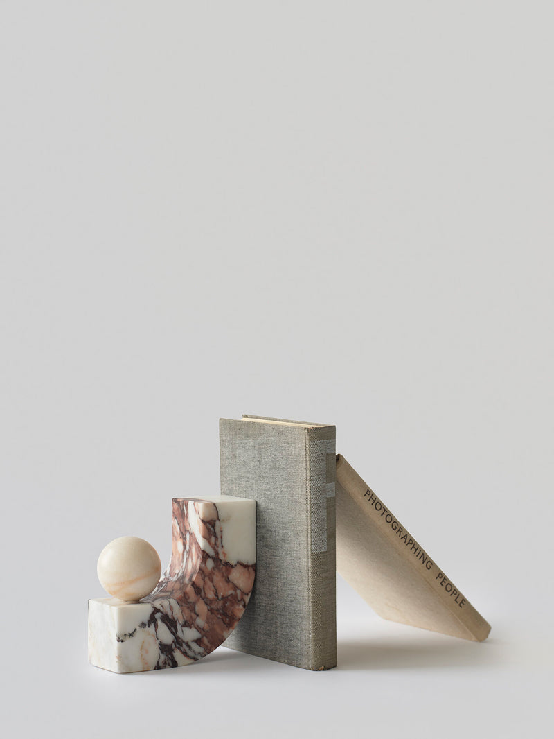 Equi – Calacatta