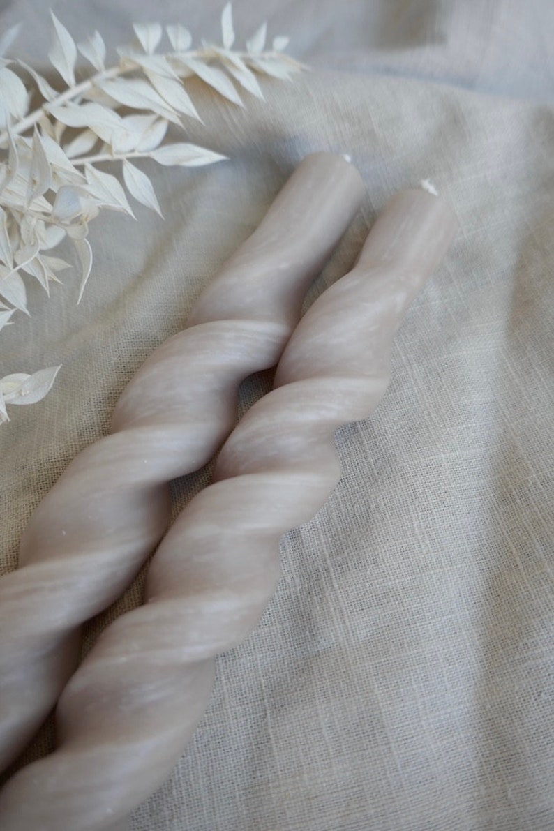 Mykiro & Co Twistkerze taupe